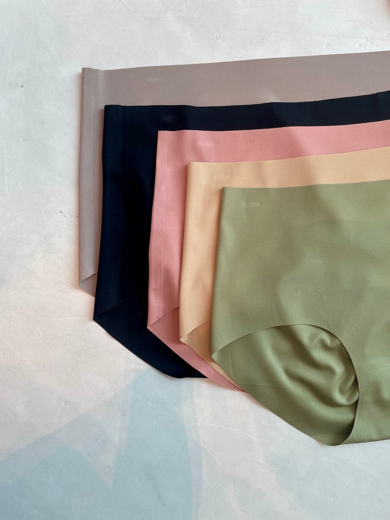 Where to buy plus size seamless panties Best Malaysia shop top 10 recommended nude uniqlo curvy underwear review XXL 2XL 3XL 4XL 5XL Singapore beautiful quality Brunei comfy pretty big size underwear innerwear brand light smooth invisible bralette large size big bust seluar dalam besar terbaik cantik selesa kualiti paling bagus murah 马来西亚加大内裤无痕新加坡