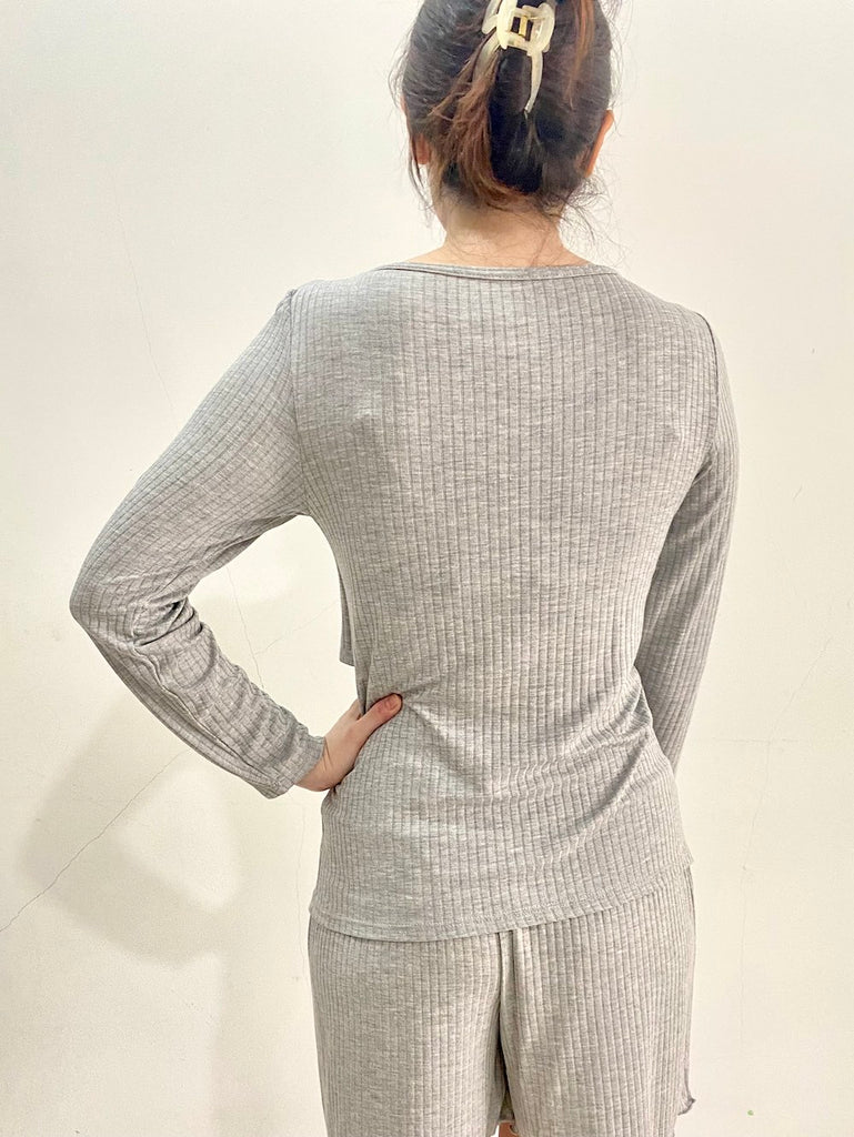 Where to shop confinement long sleeve pants pajamas nursing sleepwear set Malaysia buy Best trendy Maternity pyjamas pregnant clothing brands good review comfy breastfeeding top Singapore pregger 2nd 3rd trimester breathable pure cotton motherhood 9 months prenatal postpartum mothercare mamaway stylish fashion plus size XXXL beli pakaian Ibu hamil mengandung selesa bagus baju menyusui tidur butik 韩装马来西亚新加波纯棉孕妇衣服透气凉快时髦孕妈上衣怀孕期做月子套装长袖裤睡衣舒适哺乳加大码