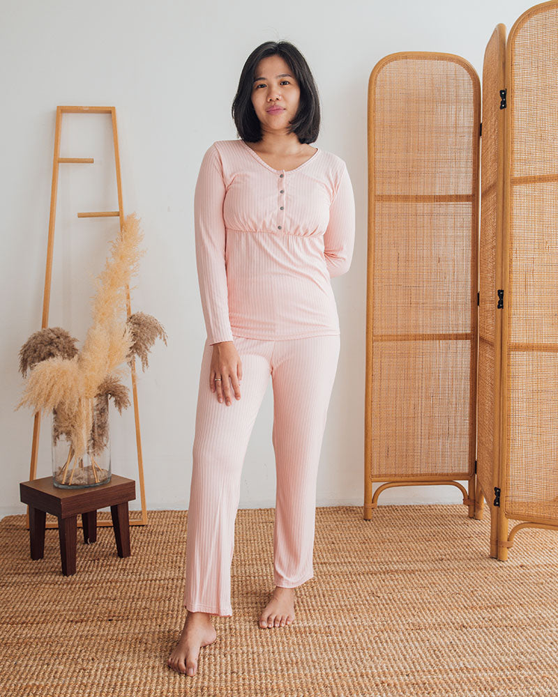 Where to shop confinement long sleeve adjustable long pants pajamas nursing sleepwear set Malaysia buy Best trendy stretchable baby bump Maternity pyjamas pregnant clothing brands good review comfy breastfeeding top Singapore pregger 2nd 3rd trimester breathable pure cotton motherhood 9 months prenatal postpartum mothercare mamaway stylish fashion plus size XXXL beli pakaian Ibu hamil mengandung selesa bagus baju menyusui tidur seluar panjang butik 韩装马来西亚新加波纯棉孕妇衣服透气凉快时髦孕妈上衣怀孕期做月子套装长袖裤睡衣舒适哺乳加大码