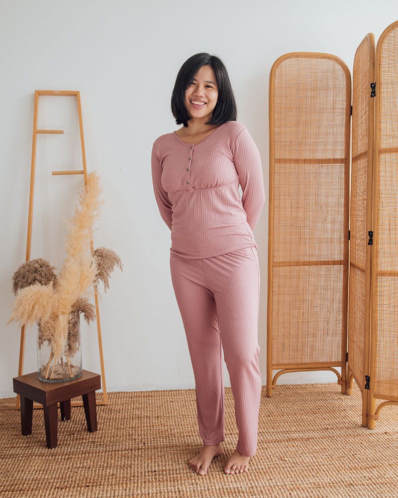 Where to shop confinement long sleeve pants pajamas nursing sleepwear set Malaysia buy Best trendy Maternity pyjamas pregnant clothing brands good review comfy breastfeeding top Singapore pregger 2nd 3rd trimester breathable pure cotton motherhood 9 months prenatal postpartum mothercare mamaway stylish fashion plus size XXXL beli pakaian Ibu hamil mengandung selesa bagus baju menyusui tidur butik 韩装马来西亚新加波纯棉孕妇衣服透气凉快时髦孕妈上衣怀孕期做月子套装长袖裤睡衣舒适哺乳加大码