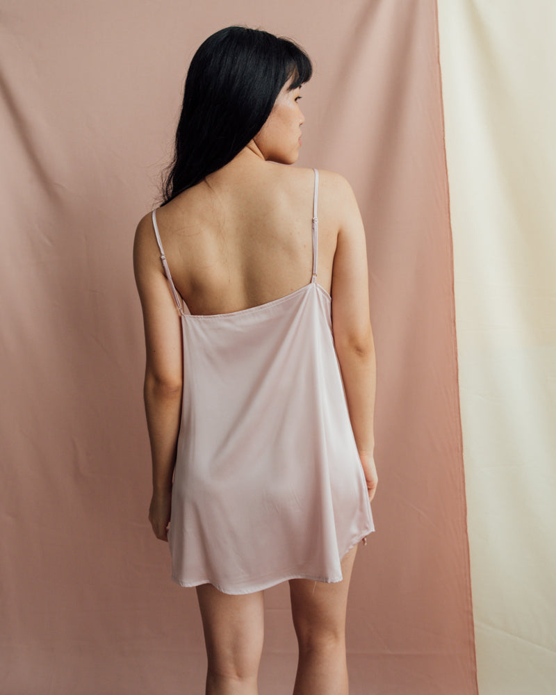 where to shop bridal gown malaysia babydoll teddy review, classy satin dress inner, buy best satin slipdress, wedding shoot Singapore nightwear loungewear, bridal lingerie, romantic Bridal lingerie Brunei, top 10 most beautiful bridal Lace Robe bridesmaid hens night bachelorette party, bridal shower pyjamas, bride squad, sexy loungewear, nikah bernikah beli, 马来西亚新娘袍冰丝吊带裙性感新加坡婚礼晨袍结婚睡袍冰丝文莱婚纱照睡衣派对