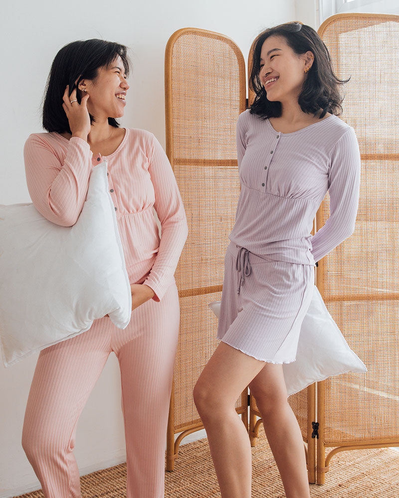 Where to shop confinement long sleeve pants pajamas nursing sleepwear set Malaysia buy Best trendy Maternity pyjamas pregnant clothing brands good review comfy breastfeeding top Singapore pregger 2nd 3rd trimester breathable pure cotton motherhood 9 months prenatal postpartum mothercare mamaway stylish fashion plus size XXXL beli pakaian Ibu hamil mengandung selesa bagus baju menyusui tidur butik 韩装马来西亚新加波纯棉孕妇衣服透气凉快时髦孕妈上衣怀孕期做月子套装长袖裤睡衣舒适哺乳加大码