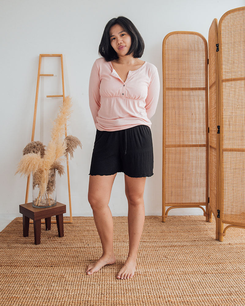 Where to shop confinement long sleeve pants pajamas nursing sleepwear set Malaysia buy Best trendy Maternity pyjamas pregnant clothing brands good review comfy breastfeeding top Singapore pregger 2nd 3rd trimester breathable pure cotton motherhood 9 months prenatal postpartum mothercare mamaway stylish fashion plus size XXXL beli pakaian Ibu hamil mengandung selesa bagus baju menyusui tidur butik 韩装马来西亚新加波纯棉孕妇衣服透气凉快时髦孕妈上衣怀孕期做月子套装长袖裤睡衣舒适哺乳加大码